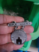 Load image into Gallery viewer, RIFLE MASTER BADGE
