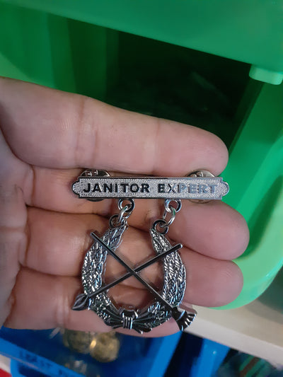 JANITOR EXPERT BADGE